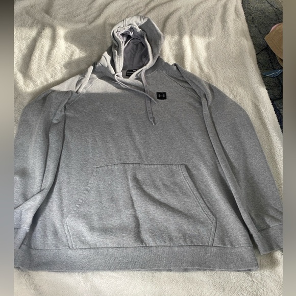 Under Armour Men's Light Gray Hoodie - Picture 1 of 4